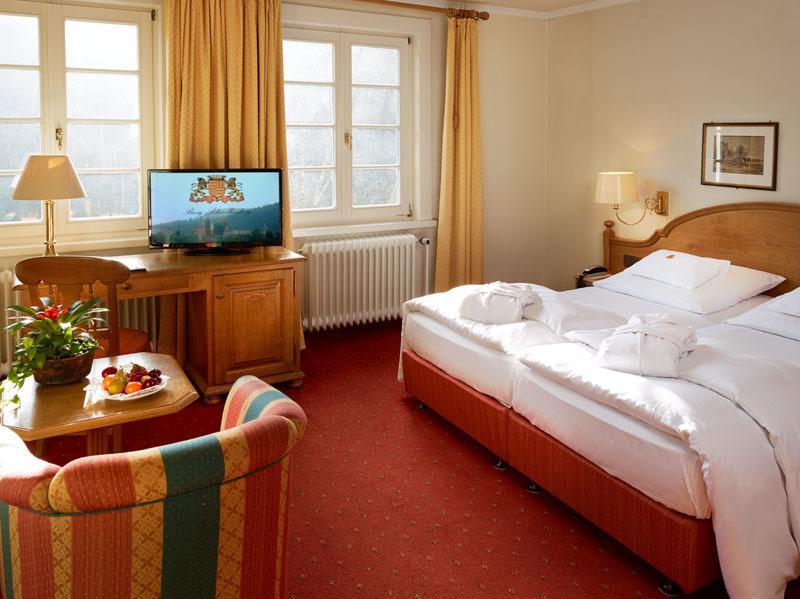 Hotel Und Restaurant Burg Schnellenberg Attendorn Eksteriør billede