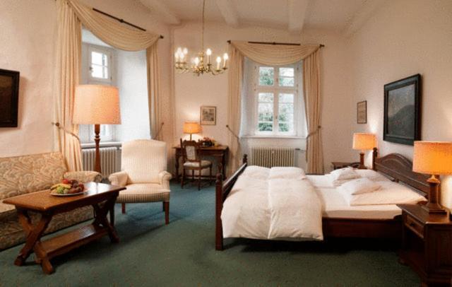 Hotel Und Restaurant Burg Schnellenberg Attendorn Eksteriør billede