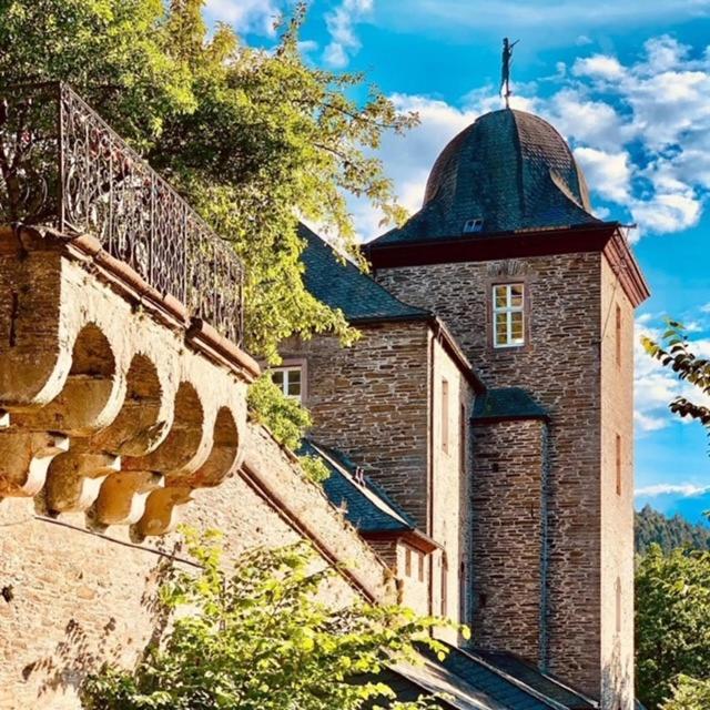 Hotel Und Restaurant Burg Schnellenberg Attendorn Eksteriør billede