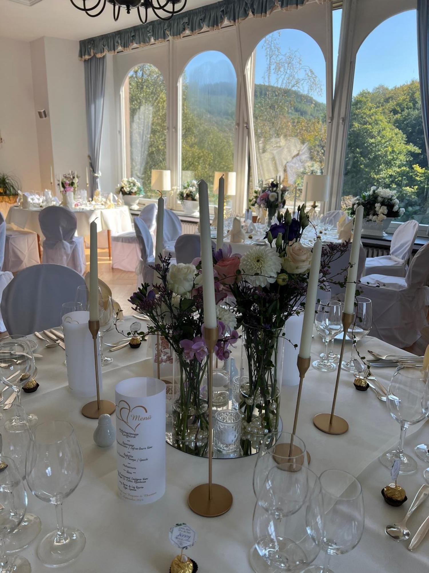 Hotel Und Restaurant Burg Schnellenberg Attendorn Eksteriør billede